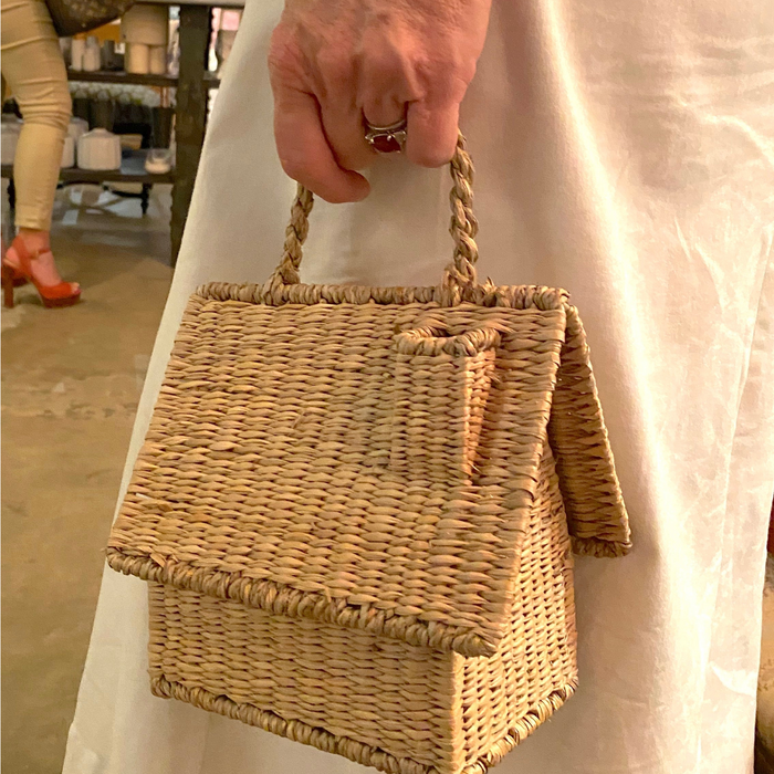 Birdhouse Purse in Seagrass - The Well Appointed House