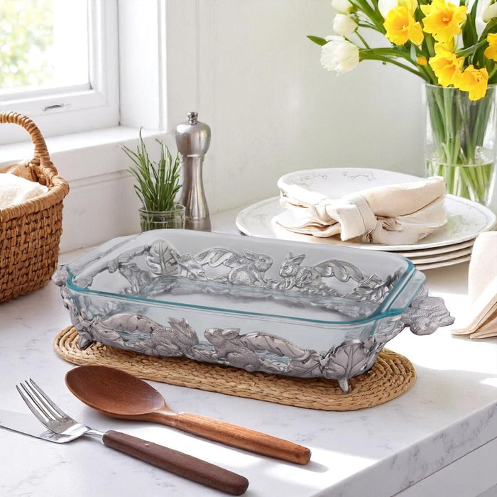Bunny 3-Qt Casserole W/Pyrex - The Well Appointed House