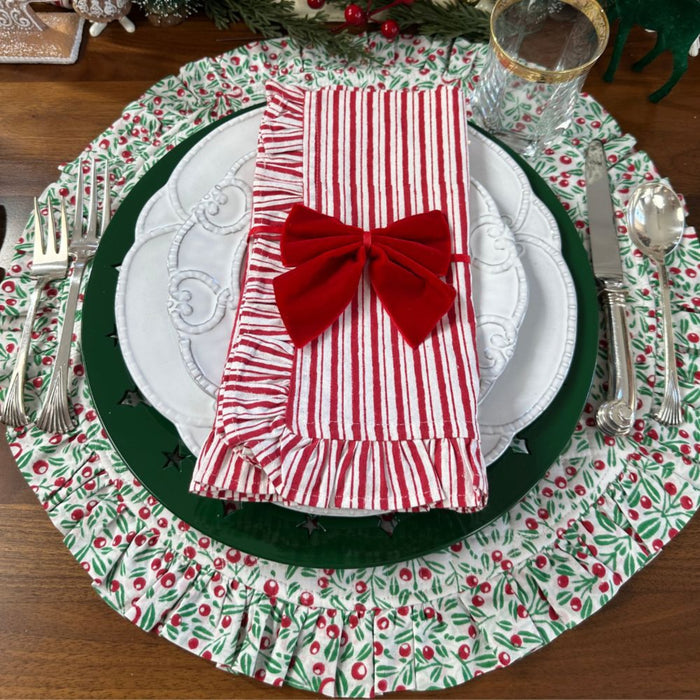 Set of 4 Mistletoe & Bows Quilted Ruffle Placemats - The Well Appointed House