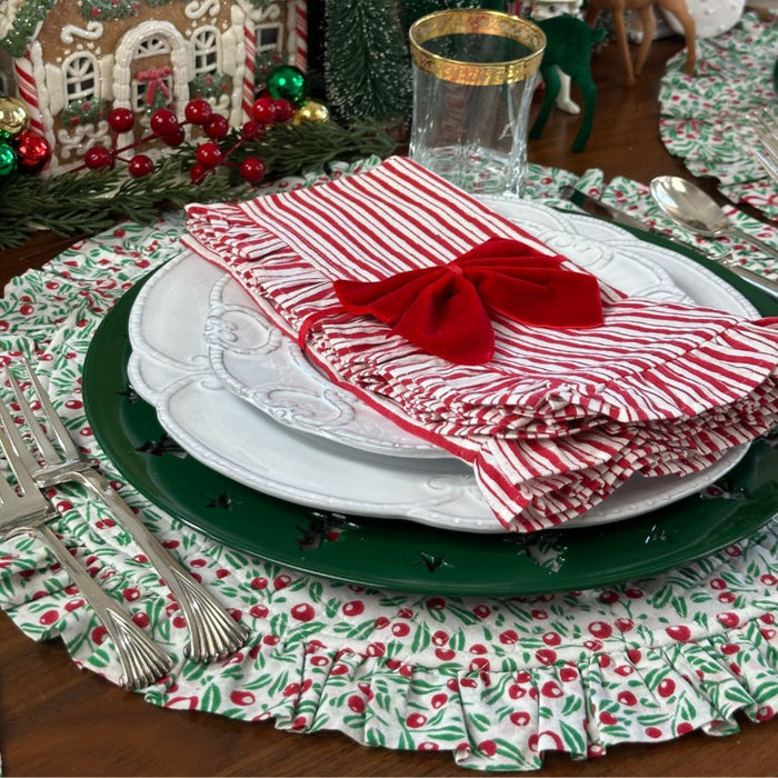 Set of 4 Mistletoe & Bows Quilted Ruffle Placemats - The Well Appointed House