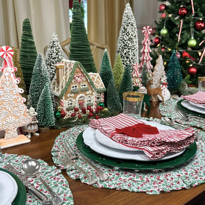 Set of 4 Mistletoe & Bows Quilted Ruffle Placemats - The Well Appointed House