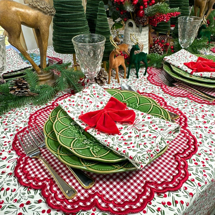 Set of 4 Mistletoe Napkins - The Well Appointed House