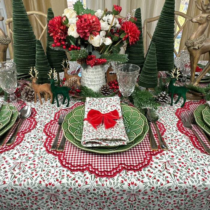 Set of 4 Mistletoe Napkins - The Well Appointed House
