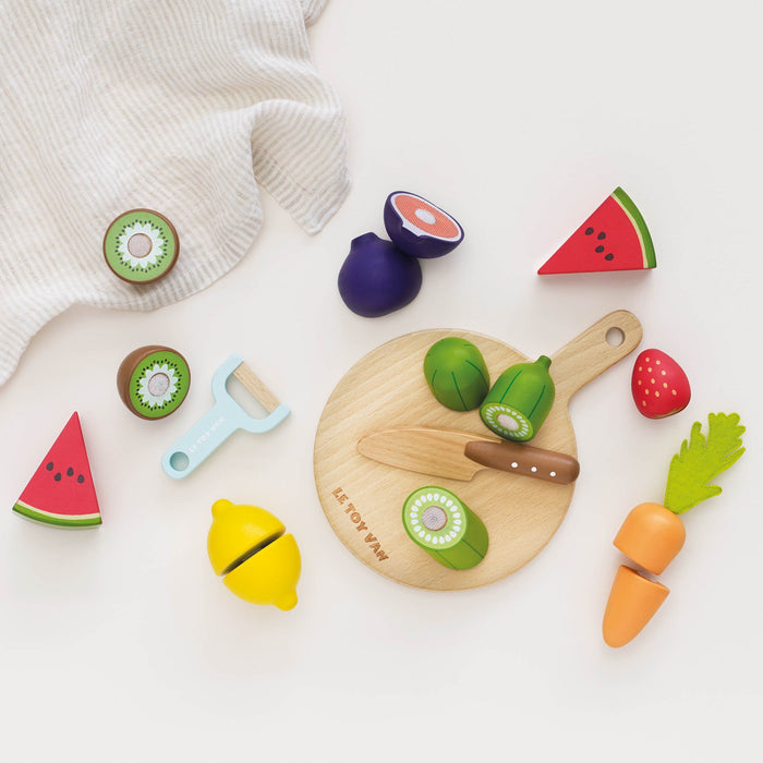 Wooden Chopping Board & Sliceable Play Food - The Well Appointed House